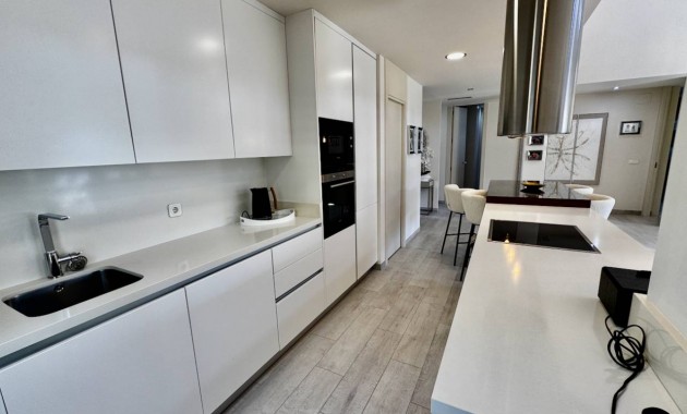 Sale - Villa -
Algorfa - La Finca Golf Resort