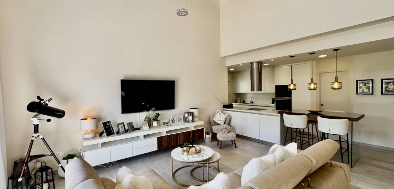 Sale - Villa -
Algorfa - La Finca Golf Resort