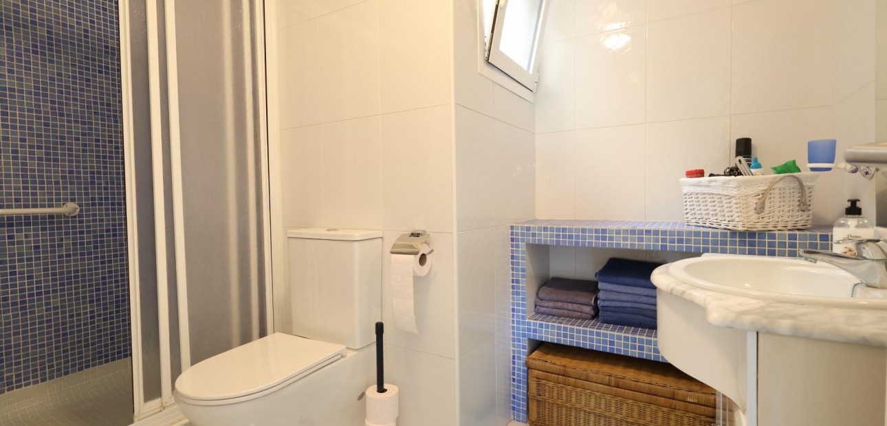 Venta - Terraced house -
Torrevieja - Punta prima