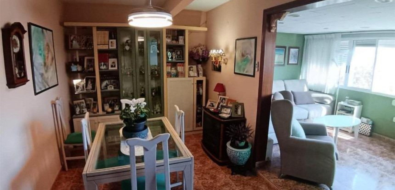 Herverkoop - Penthouse -
Alicante - La Florida