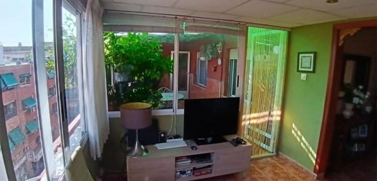 Herverkoop - Penthouse -
Alicante - La Florida