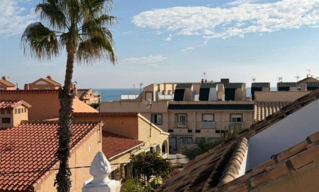 Venta - Apartamento / piso -
Torrevieja - Los Europeos