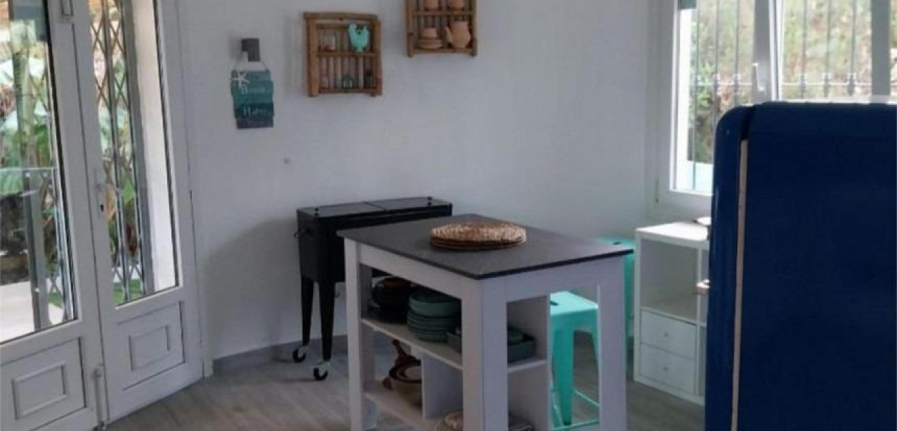 Herverkoop - Villa -
Denia - Les Bassetes-El Marjal