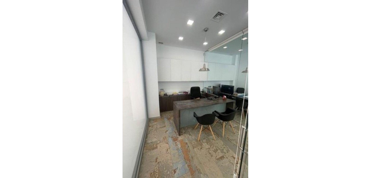 Venta - Commercial Unit -
Alicante - Alipark