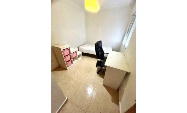 Sale - Apartment / flat -
Torrevieja - torrevieja