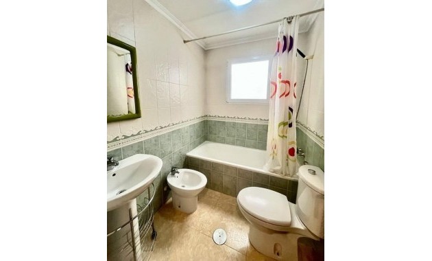 Sale - Apartment / flat -
Torrevieja - torrevieja