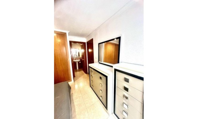 Sale - Apartment / flat -
Torrevieja - torrevieja