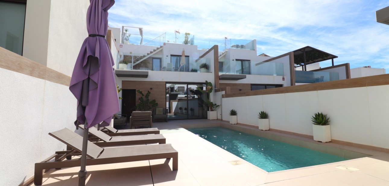 Herverkoop - Herenhuis -
Benijofar - Benijofar - Village