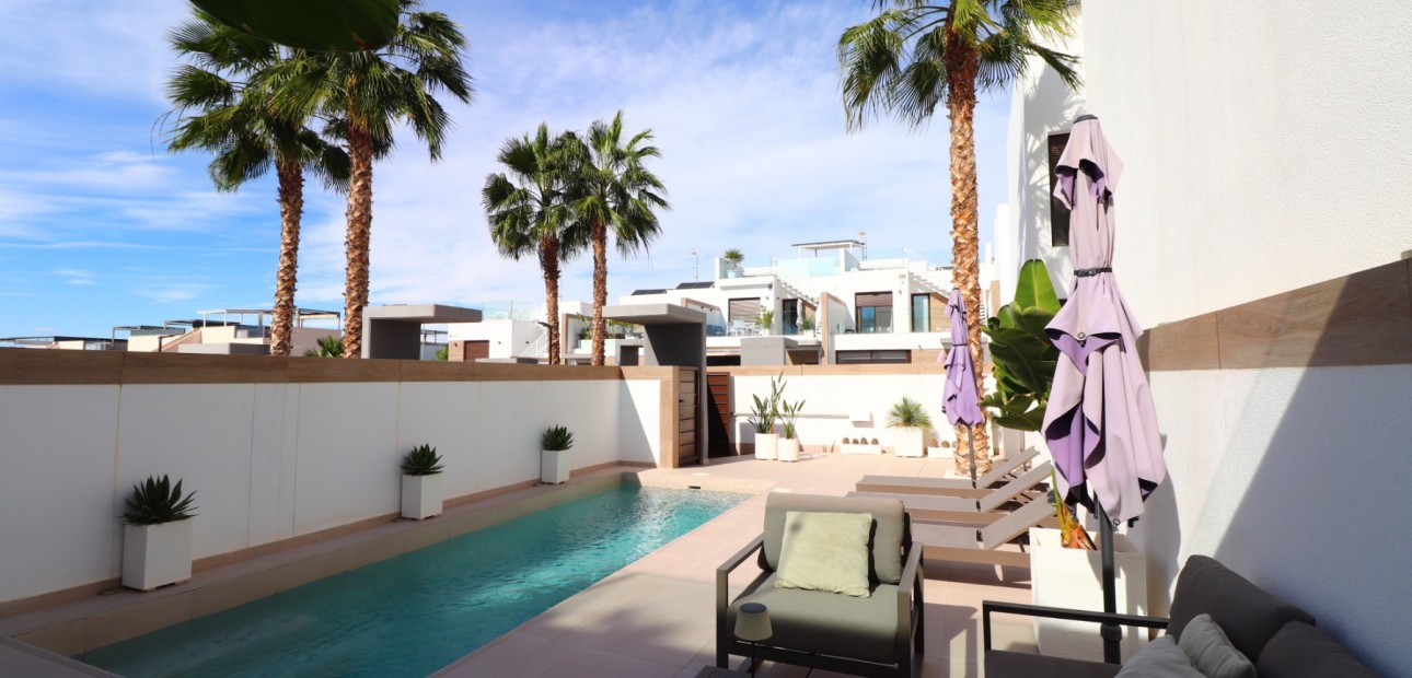 Herverkoop - Herenhuis -
Benijofar - Benijofar - Village