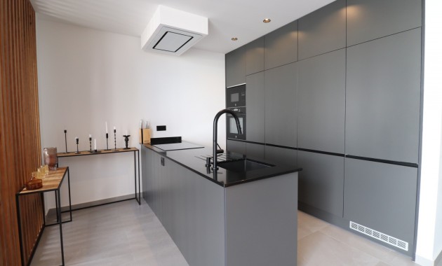 Herverkoop - Herenhuis -
Benijofar - Benijofar - Village