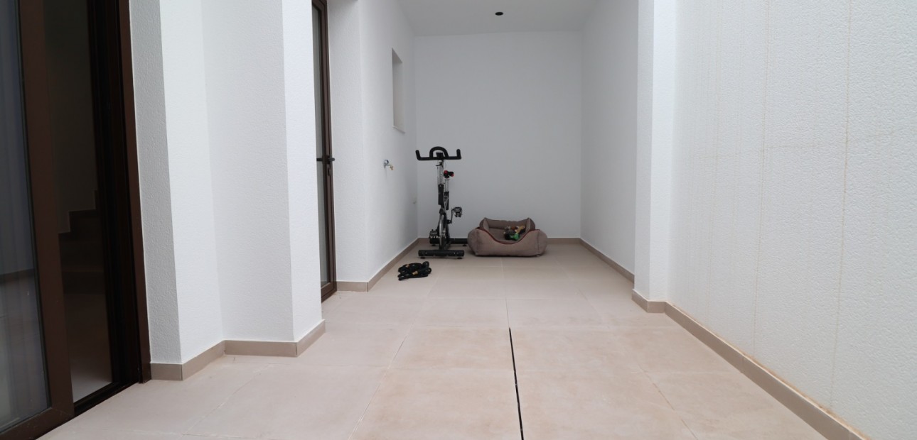 Herverkoop - Herenhuis -
Benijofar - Benijofar - Village