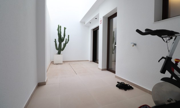 Herverkoop - Herenhuis -
Benijofar - Benijofar - Village