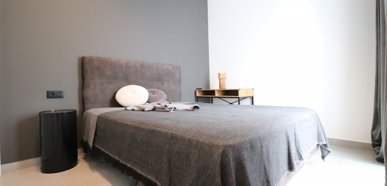 Herverkoop - Herenhuis -
Benijofar - Benijofar - Village