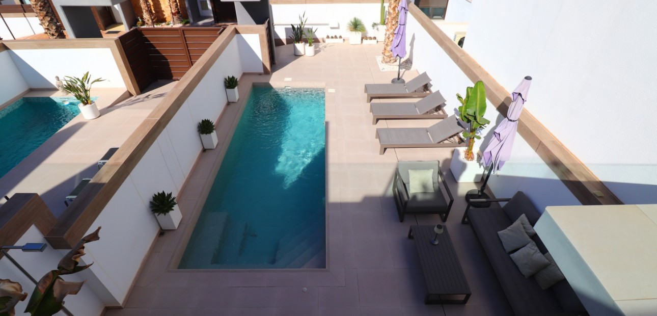 Herverkoop - Herenhuis -
Benijofar - Benijofar - Village