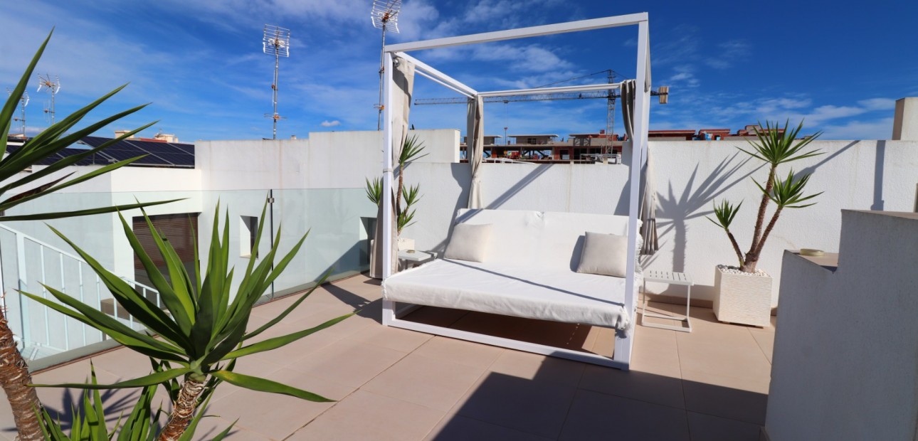 Herverkoop - Herenhuis -
Benijofar - Benijofar - Village