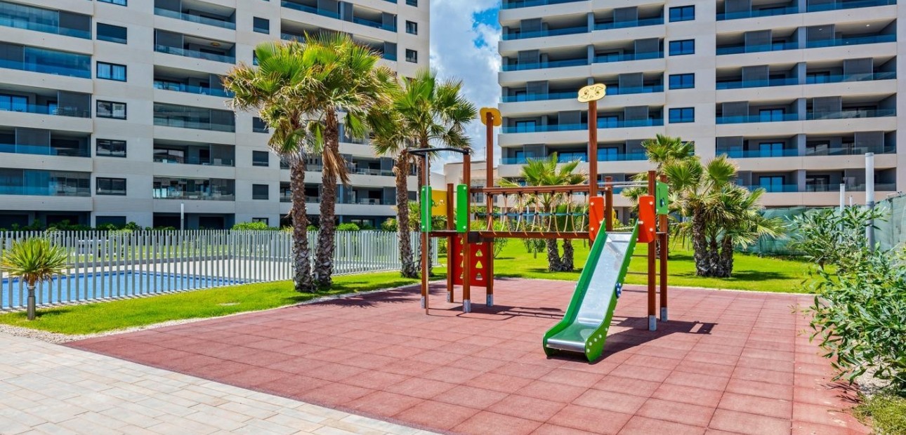 Herverkoop - 1. Apartment / flat -
Torrevieja - Punta prima