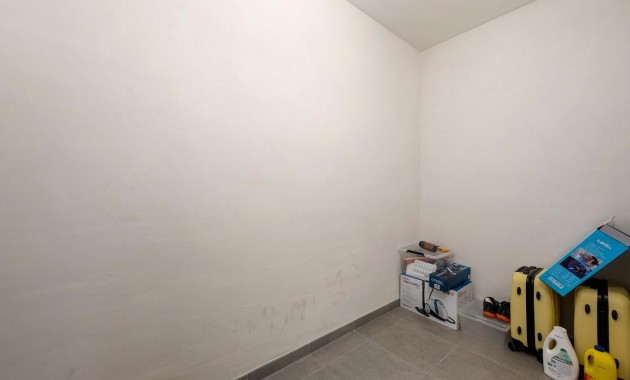 Herverkoop - 1. Apartment / flat -
Torrevieja - Punta prima