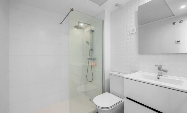 Herverkoop - 1. Apartment / flat -
Torrevieja - Punta prima