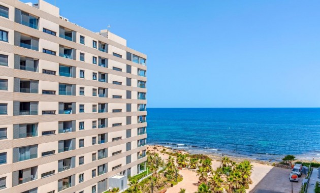 Herverkoop - 1. Apartment / flat -
Torrevieja - Punta prima