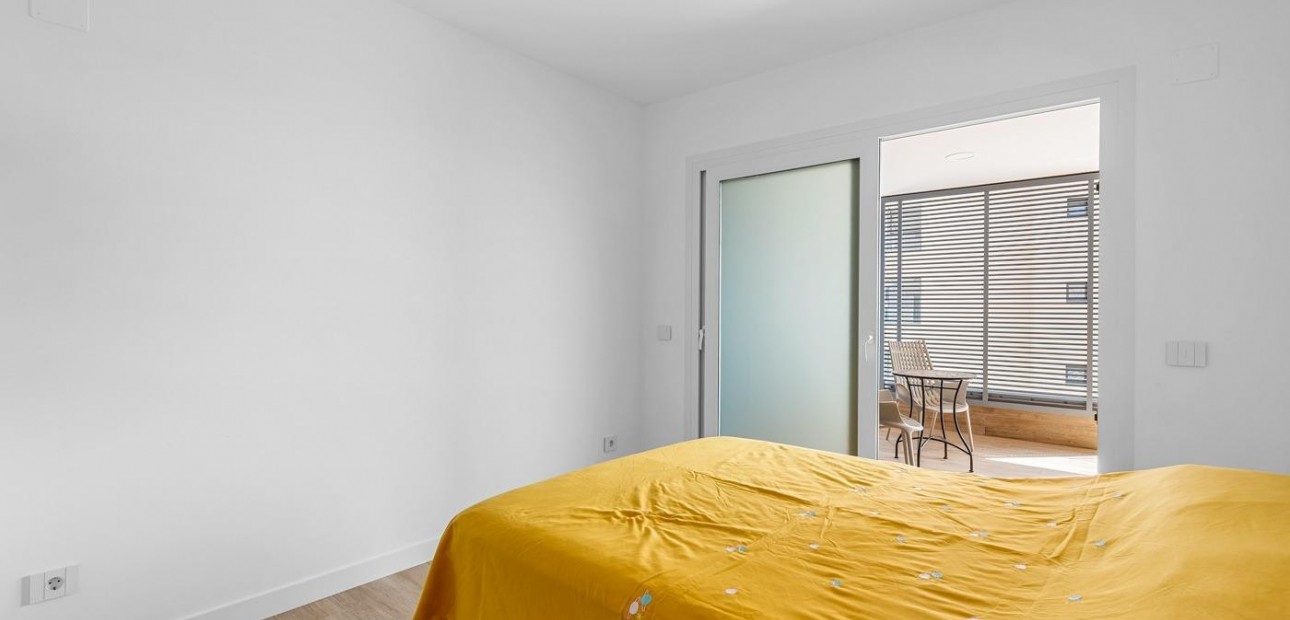 Herverkoop - 1. Apartment / flat -
Torrevieja - Punta prima