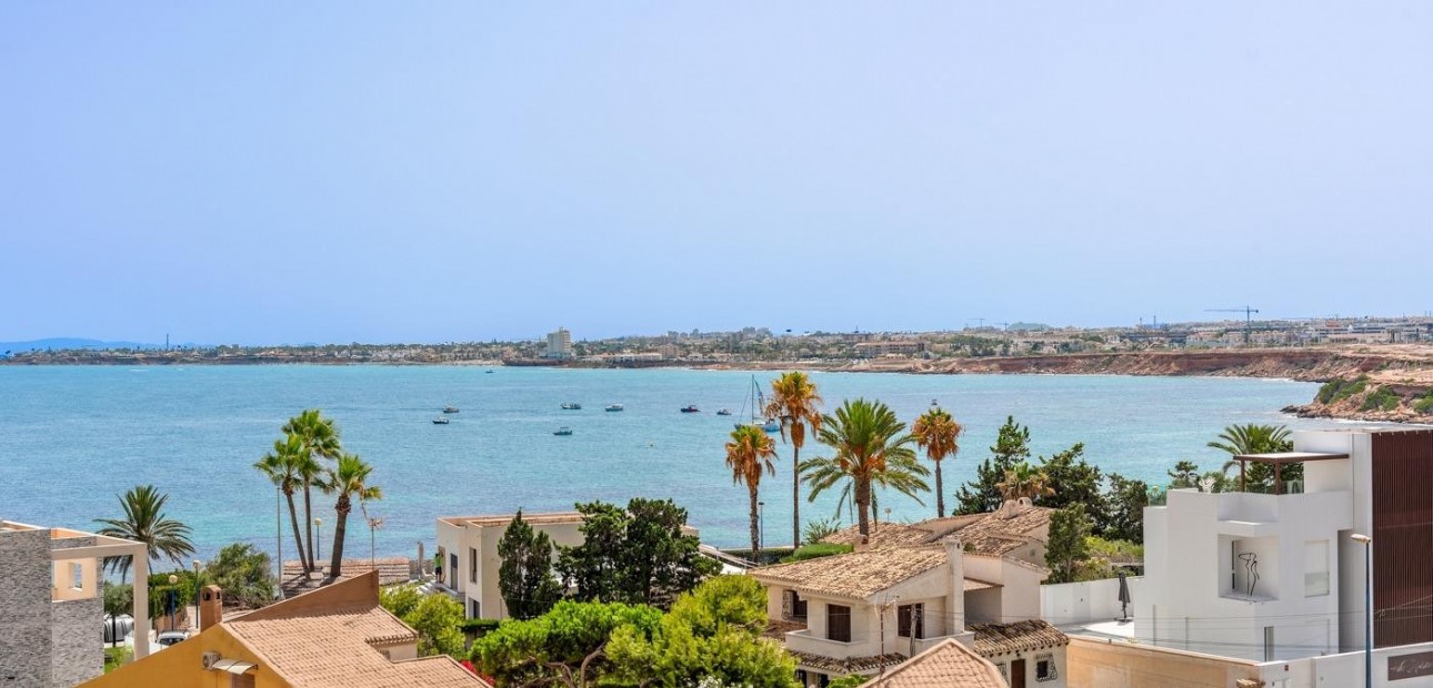 Herverkoop - 1. Apartment / flat -
Torrevieja - Punta prima