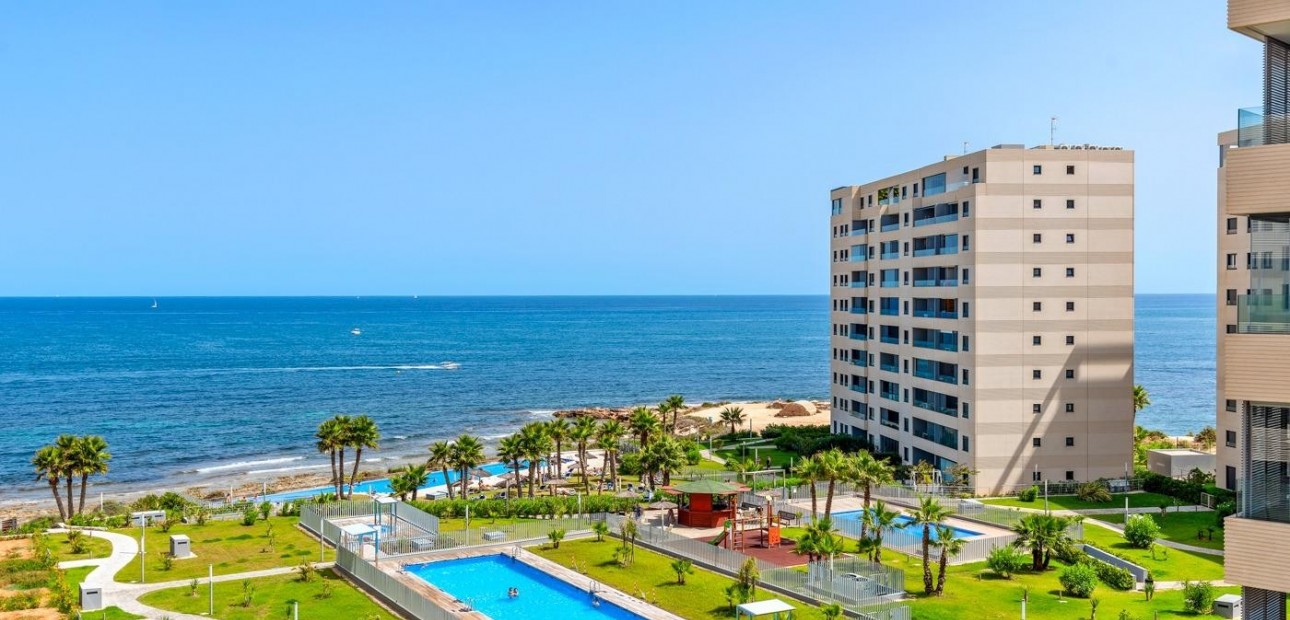 Herverkoop - 1. Apartment / flat -
Torrevieja - Punta prima