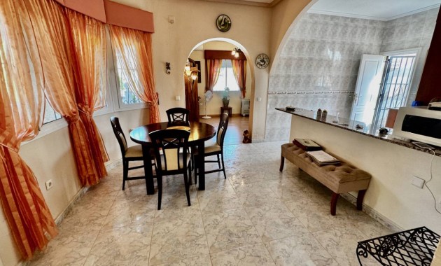 Herverkoop - Villa -
Ciudad Quesada