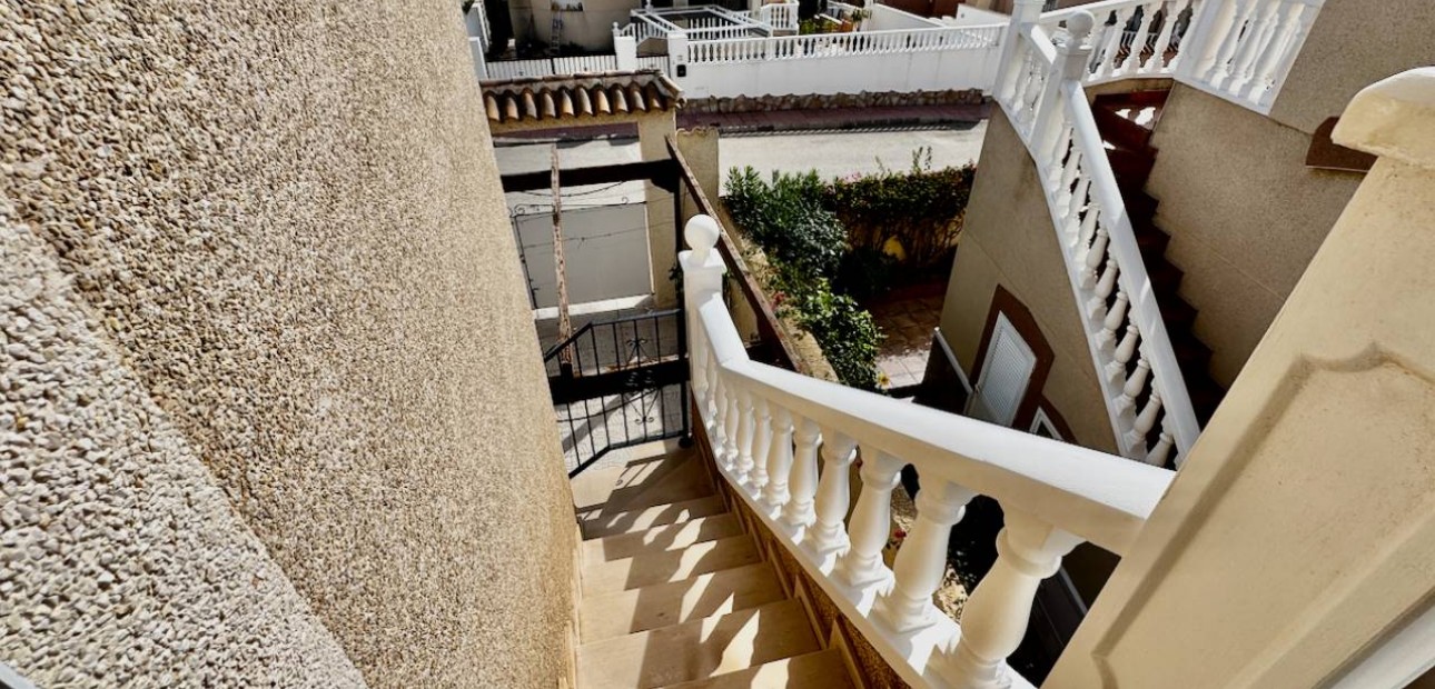 Herverkoop - Villa -
Ciudad Quesada