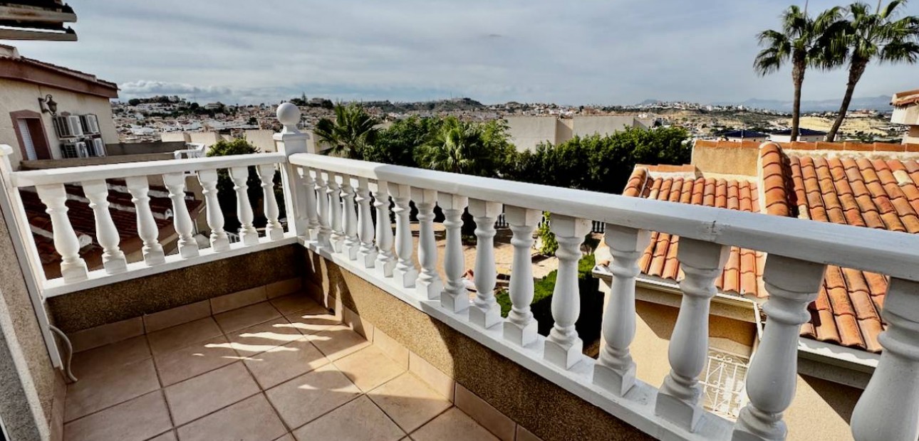 Herverkoop - Villa -
Ciudad Quesada