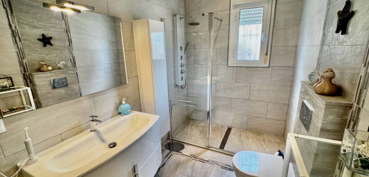 Herverkoop - Villa -
Ciudad Quesada