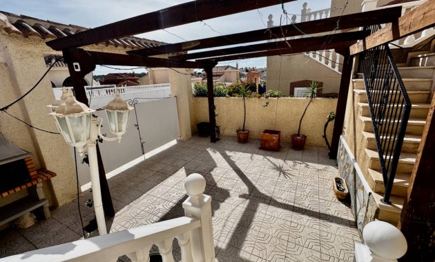 Herverkoop - Villa -
Ciudad Quesada