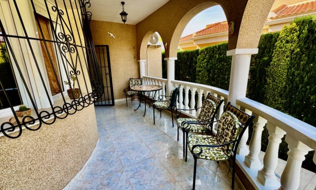 Herverkoop - Villa -
Ciudad Quesada