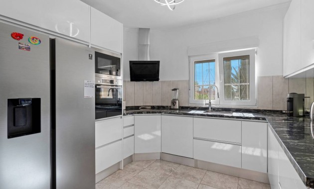 Sale - Villa -
Ciudad Quesada