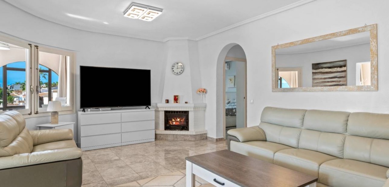 Sale - Villa -
Ciudad Quesada