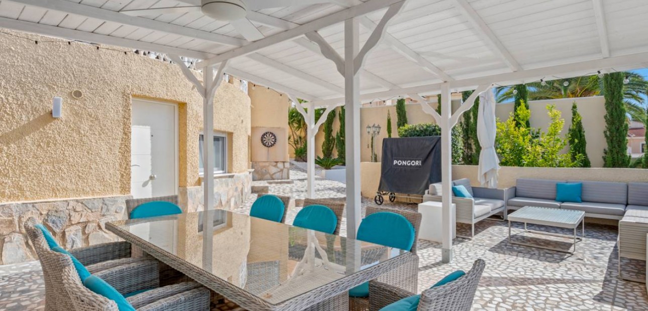 Sale - Villa -
Ciudad Quesada