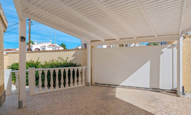 Sale - Villa -
Ciudad Quesada