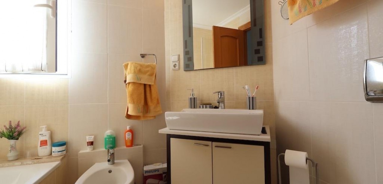 Herverkoop - Penthouse -
Orihuela Costa - Lomas de Cabo Roig