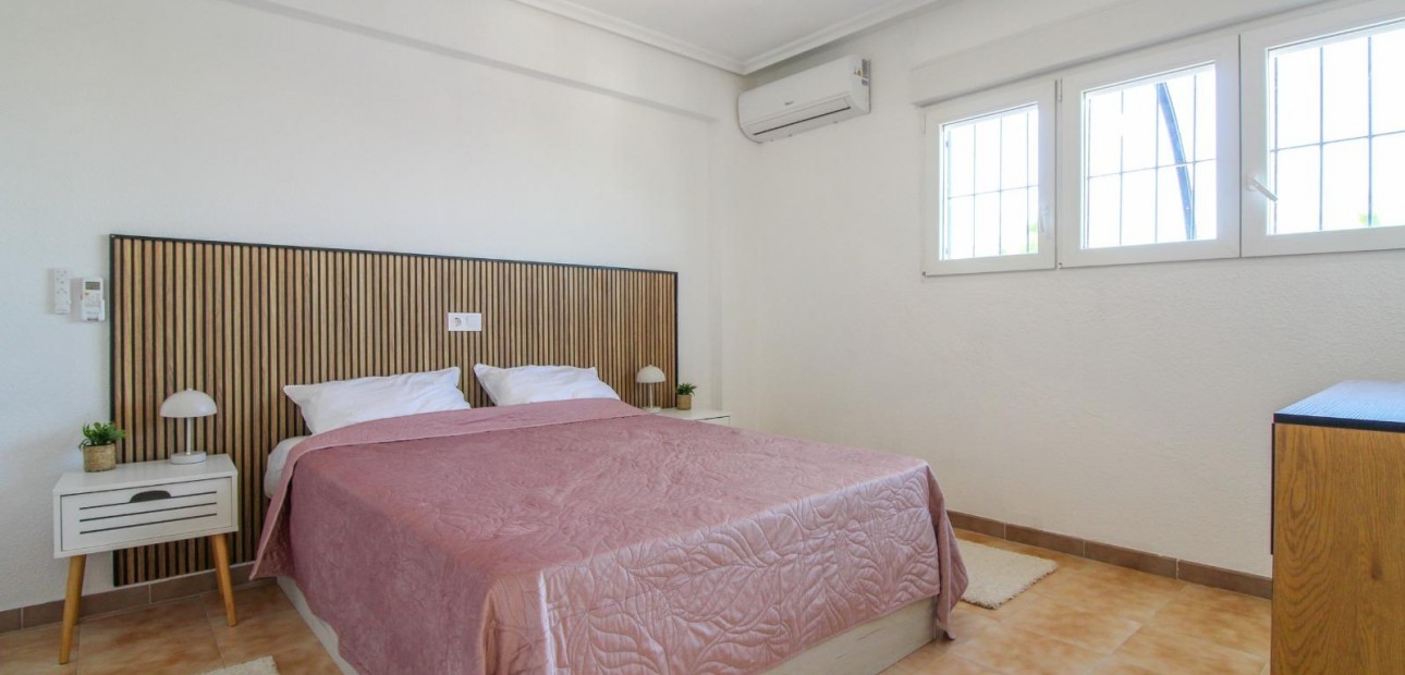 Herverkoop - Penthouse -
Orihuela - Desamparados-Hurchillo-Torremendo