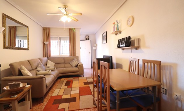 Herverkoop - Appartement / flat -
Los Montesinos - La Herrada