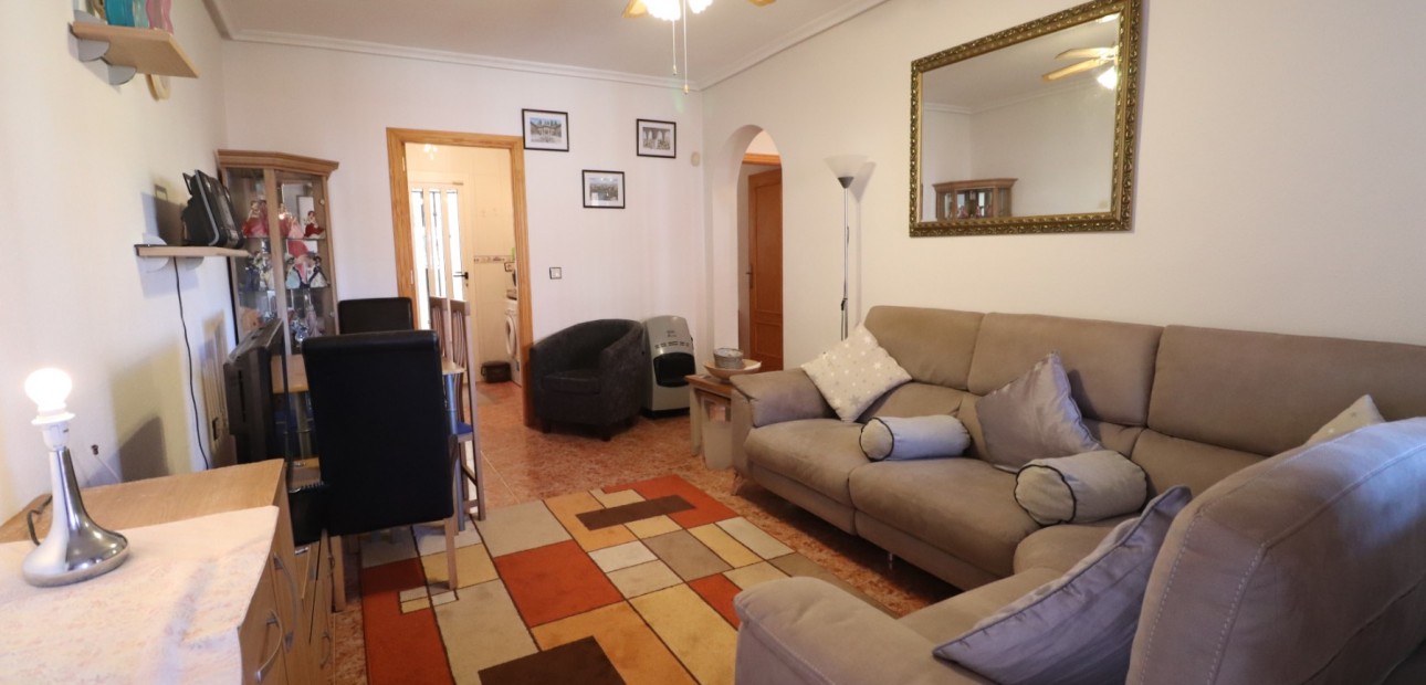 Herverkoop - Appartement / flat -
Los Montesinos - La Herrada