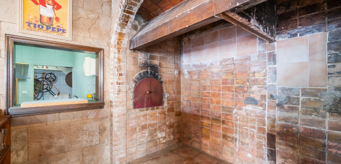 Sale - Villa -
Torrevieja - Los altos