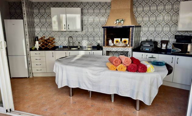 Sale - Villa -
Ciudad Quesada