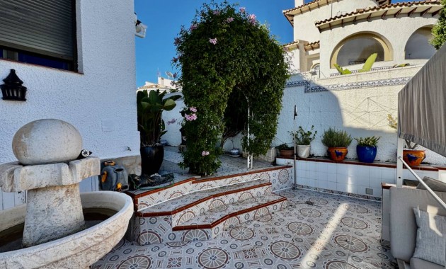 Sale - Villa -
Ciudad Quesada