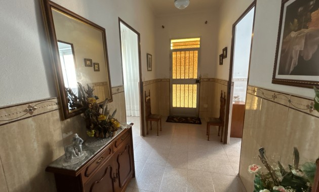 Sale - House -
Benejúzar