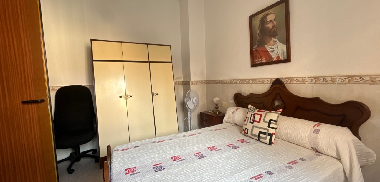 Sale - House -
Benejúzar