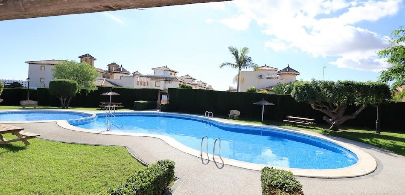 Herverkoop - Penthouse -
Orihuela Costa - Lomas de Cabo Roig-Los Dolses