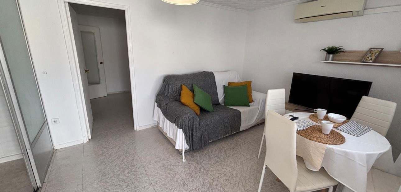Venta - Bungalow -
Torrevieja - El limonar