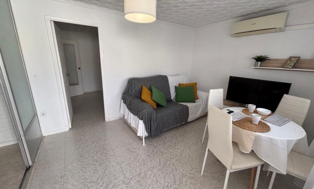Venta - Bungalow -
Torrevieja - El limonar