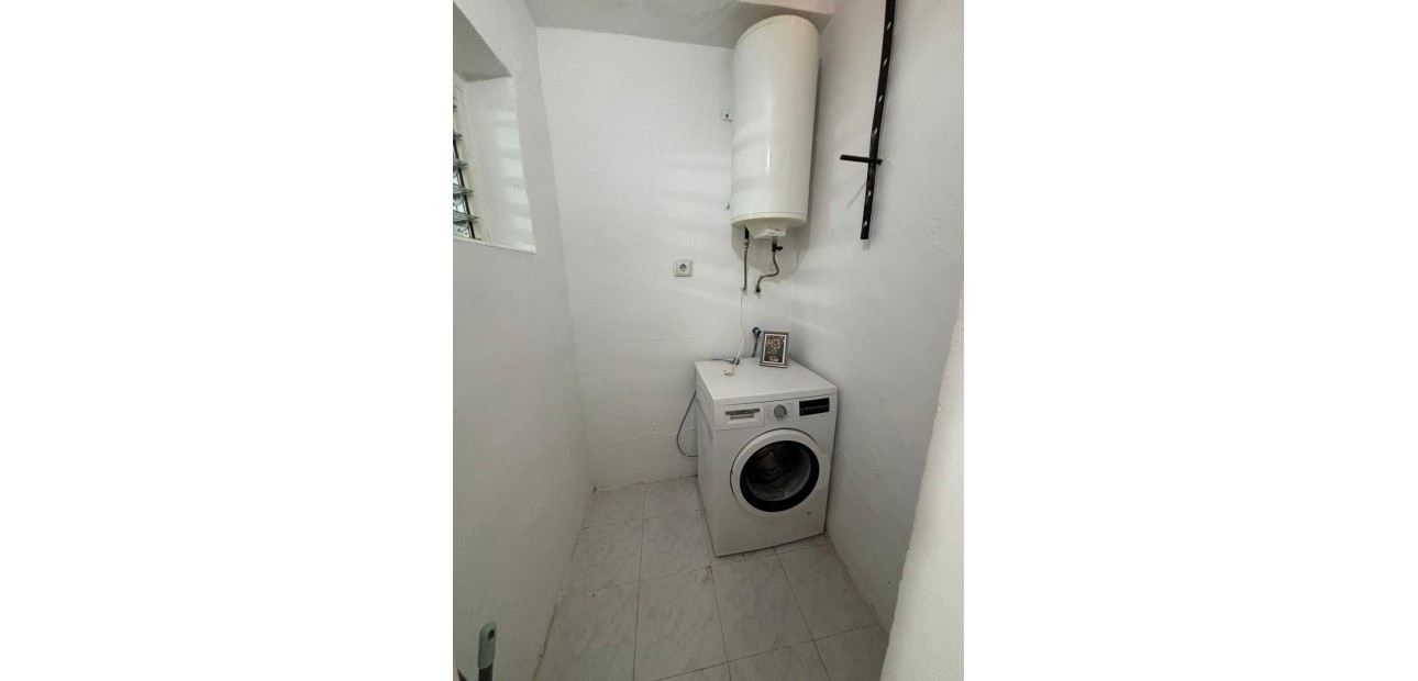 Venta - Bungalow -
Torrevieja - El limonar