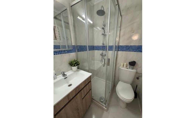 Venta - Bungalow -
Torrevieja - El limonar